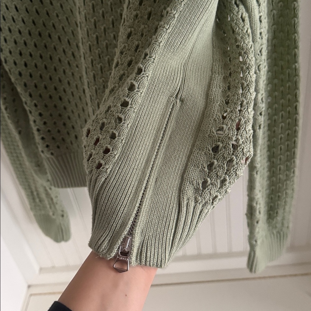 Varley Hains Knit Sweater in Snow Sage - Picture 8 of 9